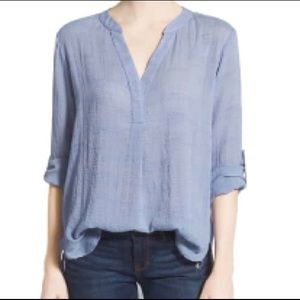 Lush - linen look tunic with wood button detail